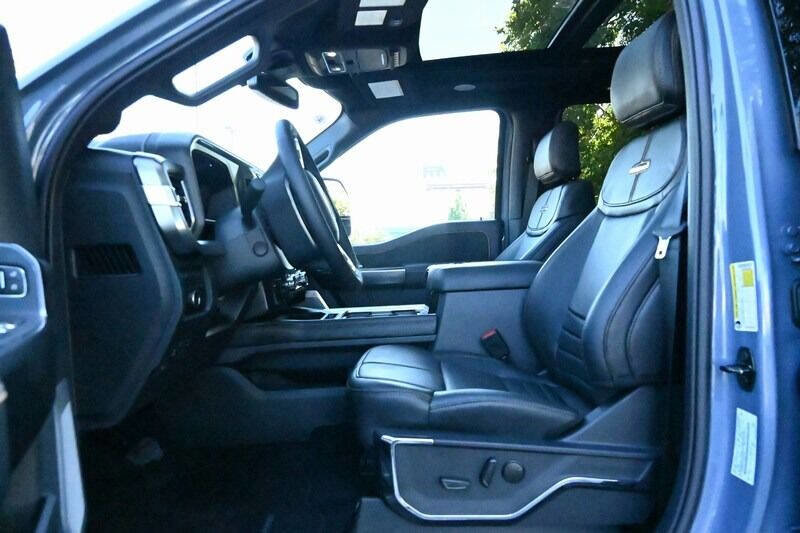 Used 2023 Ford F350 Platinum image 19