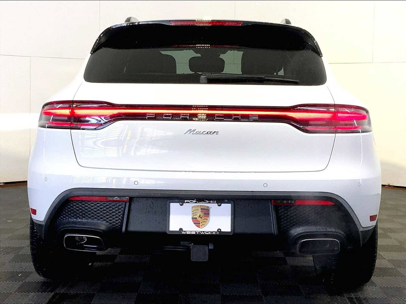 New 2026 Porsche Macan AWD/4WD image 6