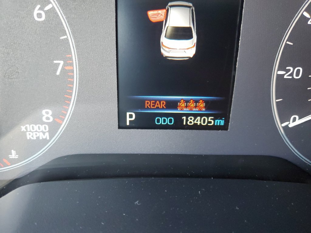 Used 2025 Toyota Corolla LE FWD image 28