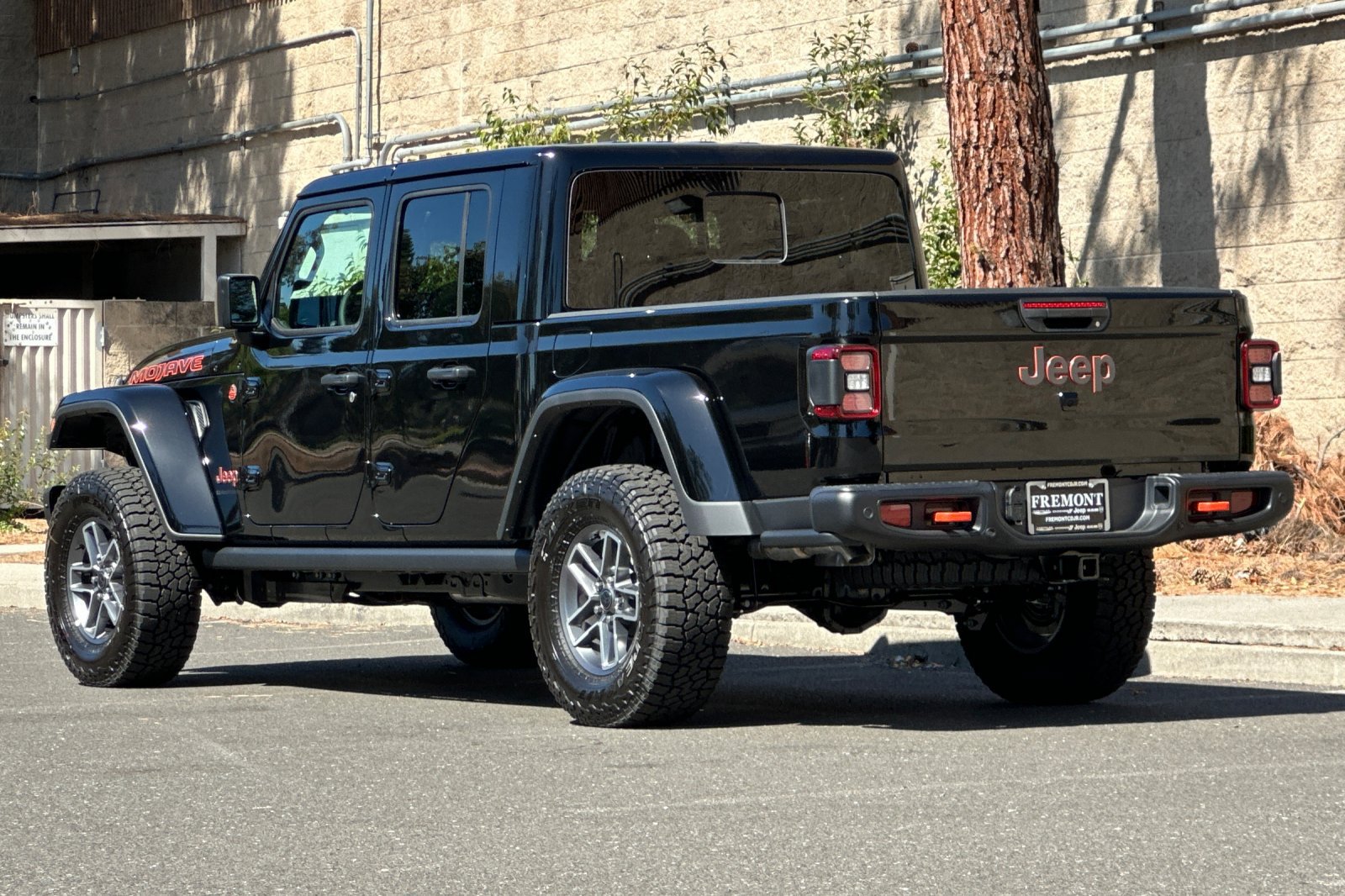New 2026 Jeep Gladiator Mojave AWD/4WD image 5