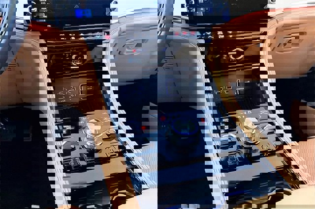 New 2026 Jeep Grand Cherokee Summit image 7