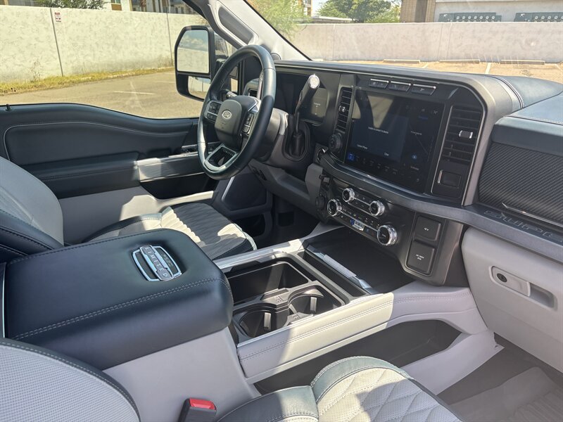 Used 2024 Ford F250 Limited AWD/4WD image 46