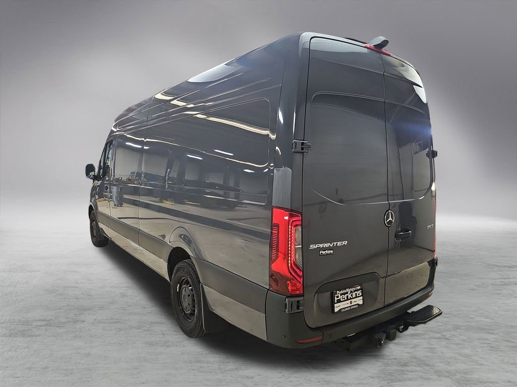 Used 2024 Mercedes-Benz Sprinter 2500 image 5