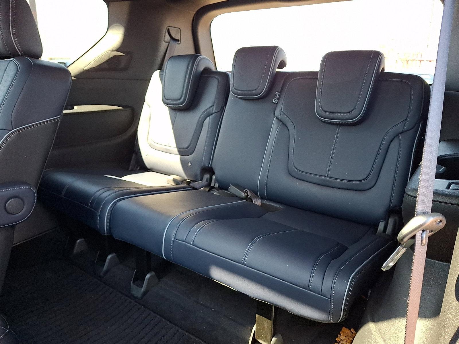 New 2026 INFINITI QX80 4WD w/ Sport Exterior Package image 6