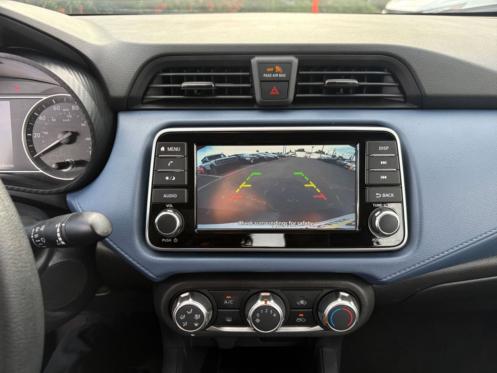 Used 2025 Nissan Versa SV w/ Trunk Package image 22