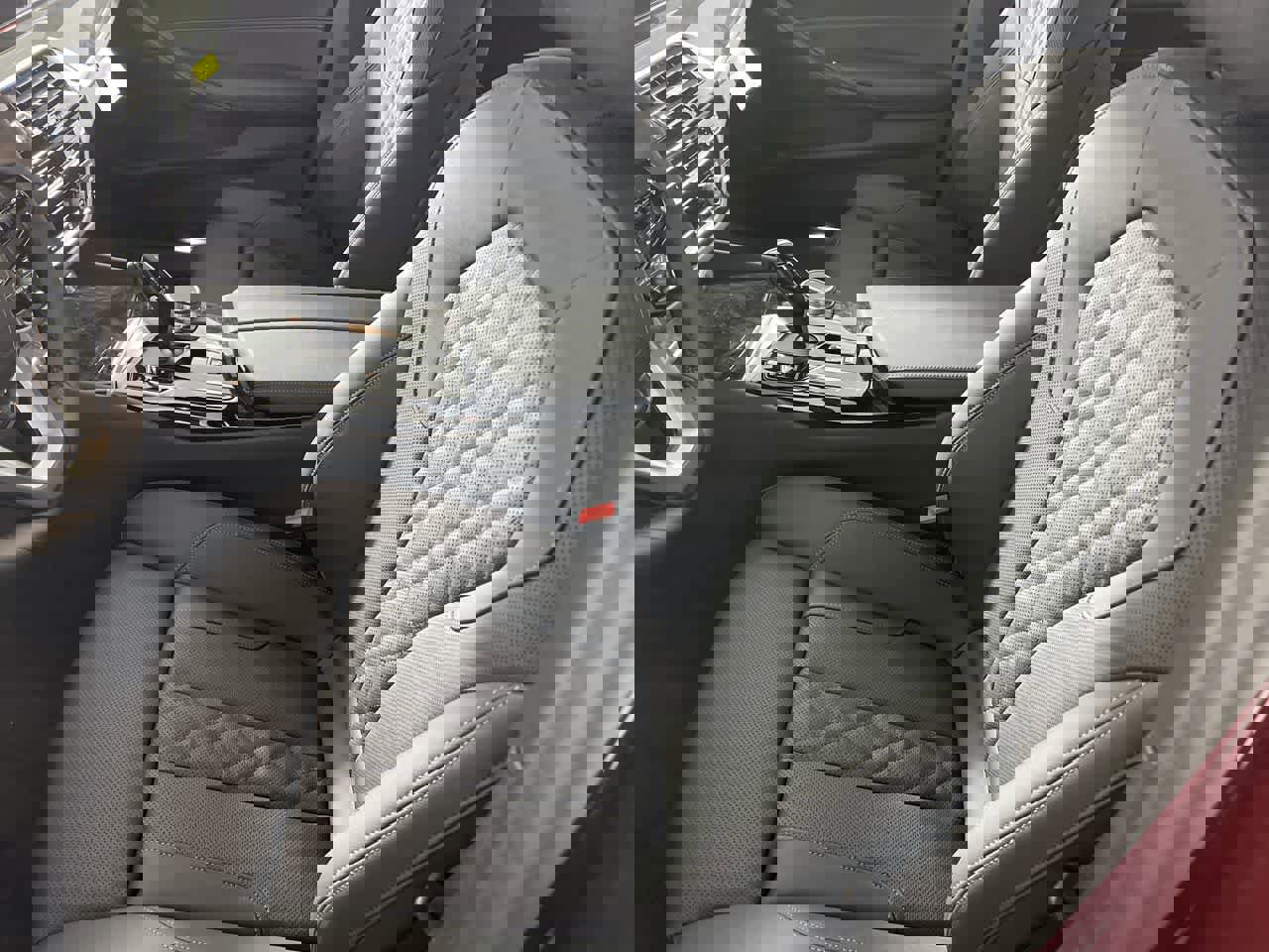 Certified 2023 BMW 530i xDrive w/ Convenience Package image 9