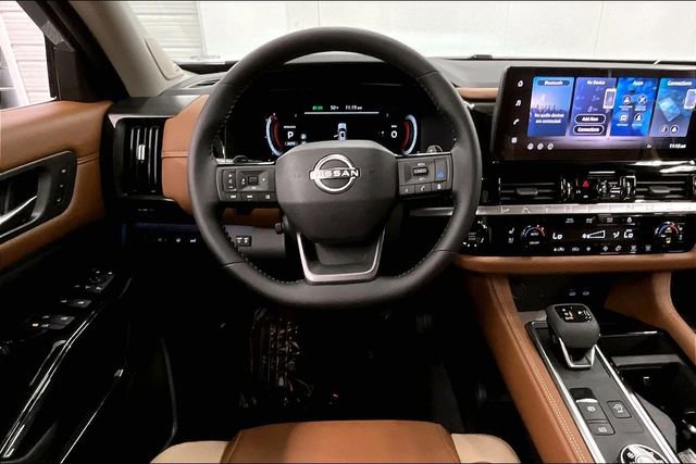 New 2026 Nissan Pathfinder Platinum AWD/4WD image 22