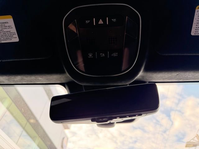 Used 2022 Maserati MC20 Coupe image 13