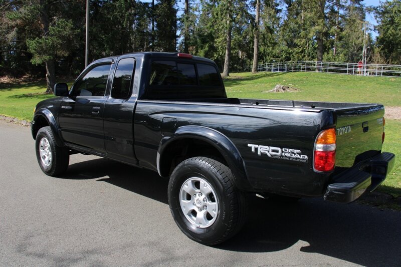 Used 2004 Toyota Tacoma PreRunner image 4