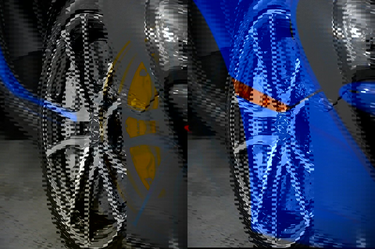 Used 2018 McLaren 570S RWD image 4