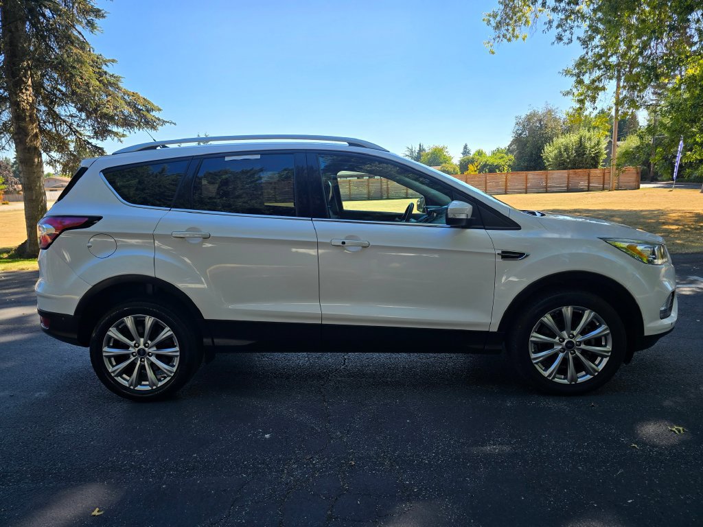 Used 2018 Ford Escape Titanium AWD/4WD image 7