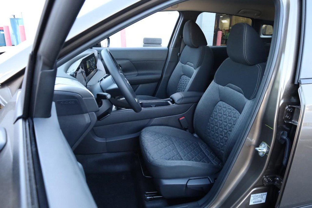 New 2026 Nissan Kicks SV w/ Cold Weather Package image 8
