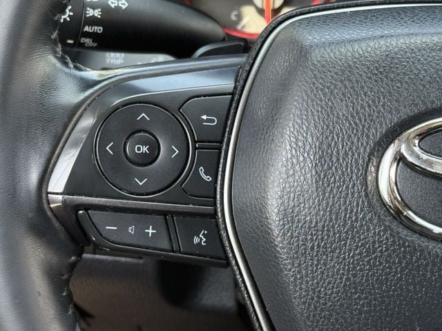Used 2022 Toyota Camry XSE w/ Navigation Package FWD image 13