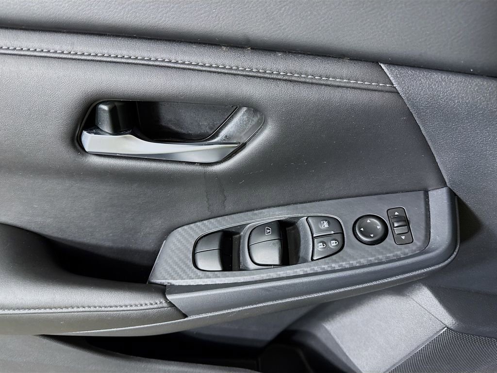 Certified 2024 Nissan Sentra SV image 22