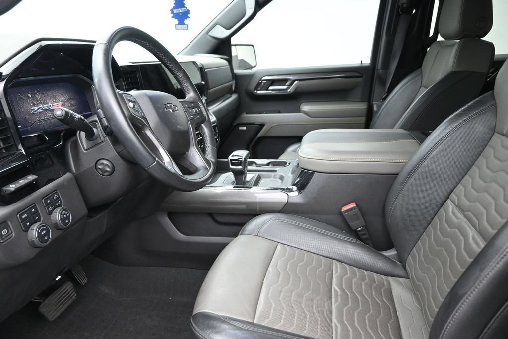 Used 2024 Chevrolet Silverado 1500 ZR2 w/ Technology Package AWD/4WD image 12