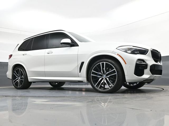 Used 2021 BMW X5 xDrive40i w/ M Sport Package AWD/4WD image 20