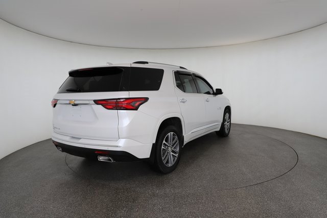 Used 2024 Chevrolet Traverse High Country image 17