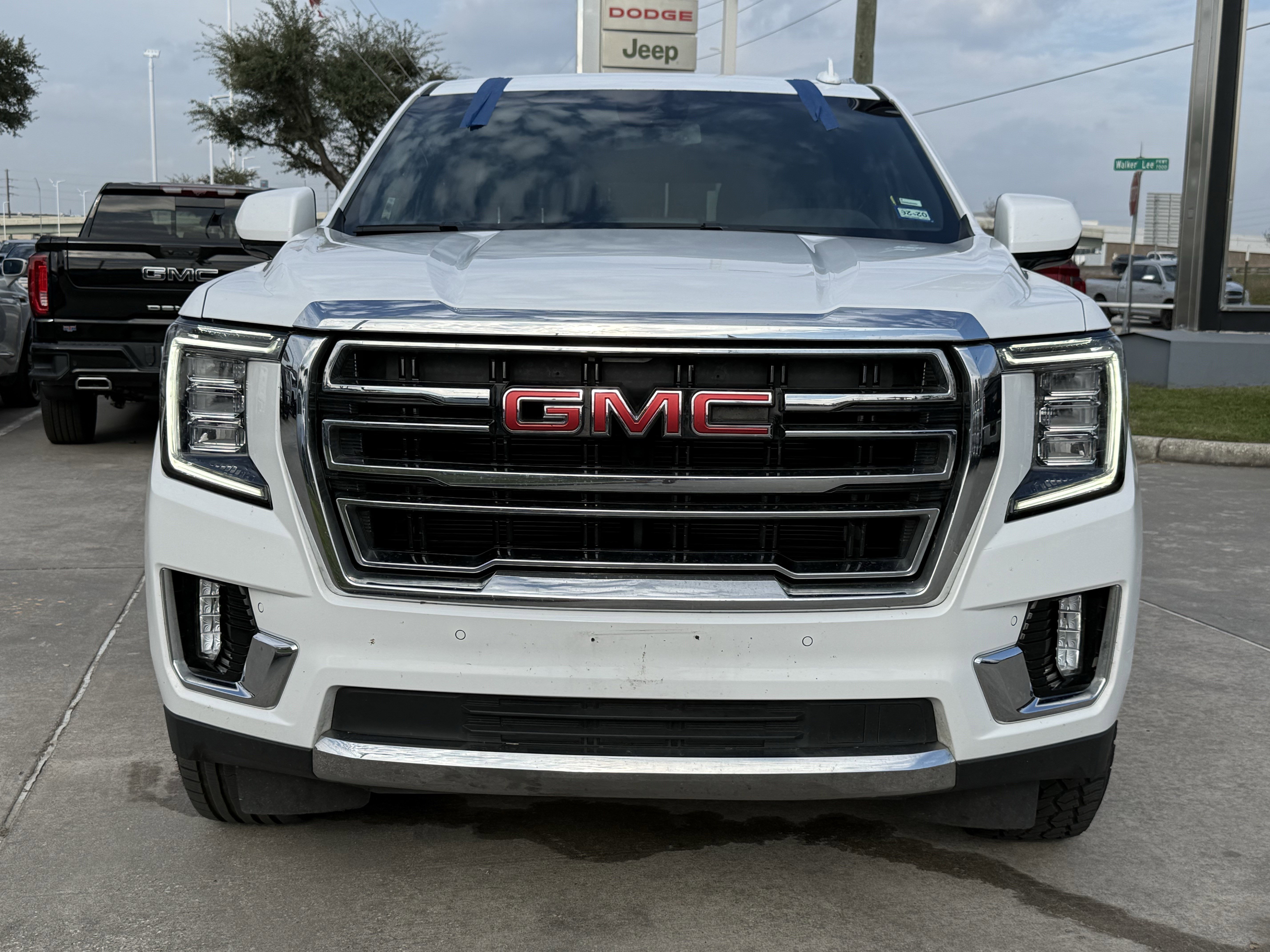 Used 2024 GMC Yukon SLT image 10
