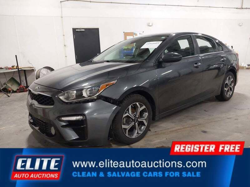 Used 2019 Kia Forte LXS FWD image 4