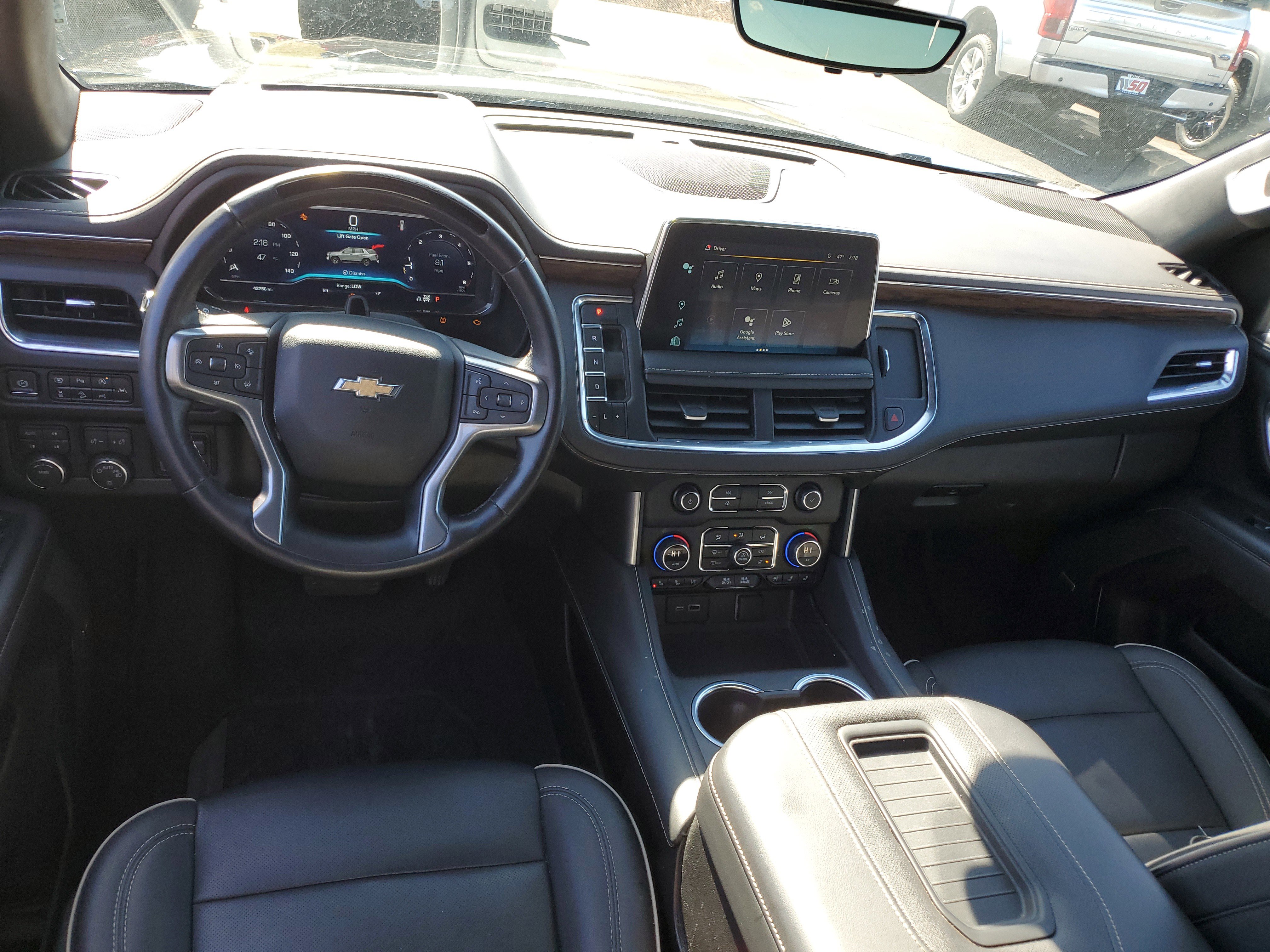 Used 2023 Chevrolet Tahoe Premier w/ Advanced Technology Package image 11