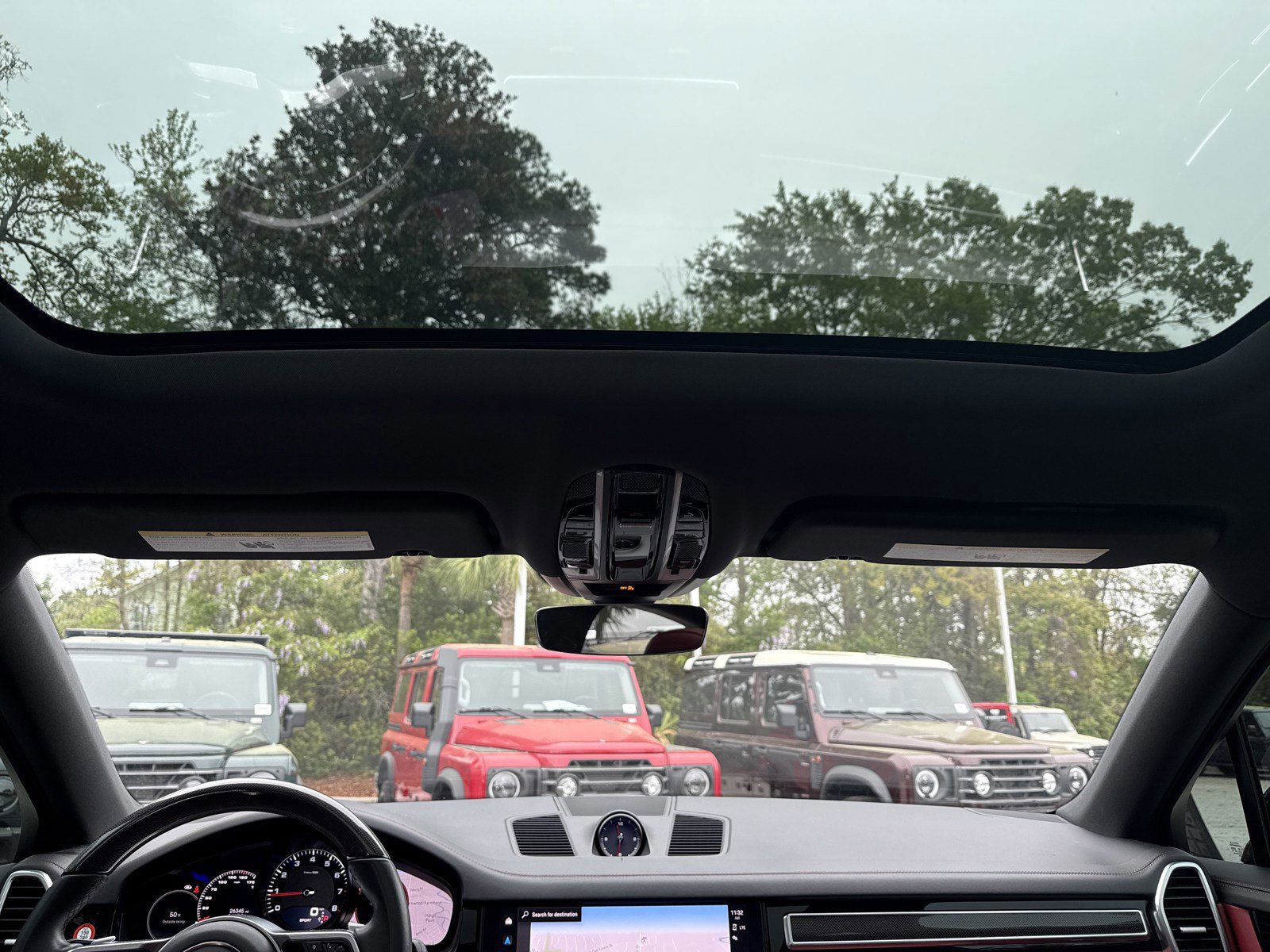 Used 2022 Porsche Cayenne S Platinum image 32
