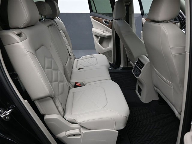 New 2026 Volkswagen Atlas SE image 16