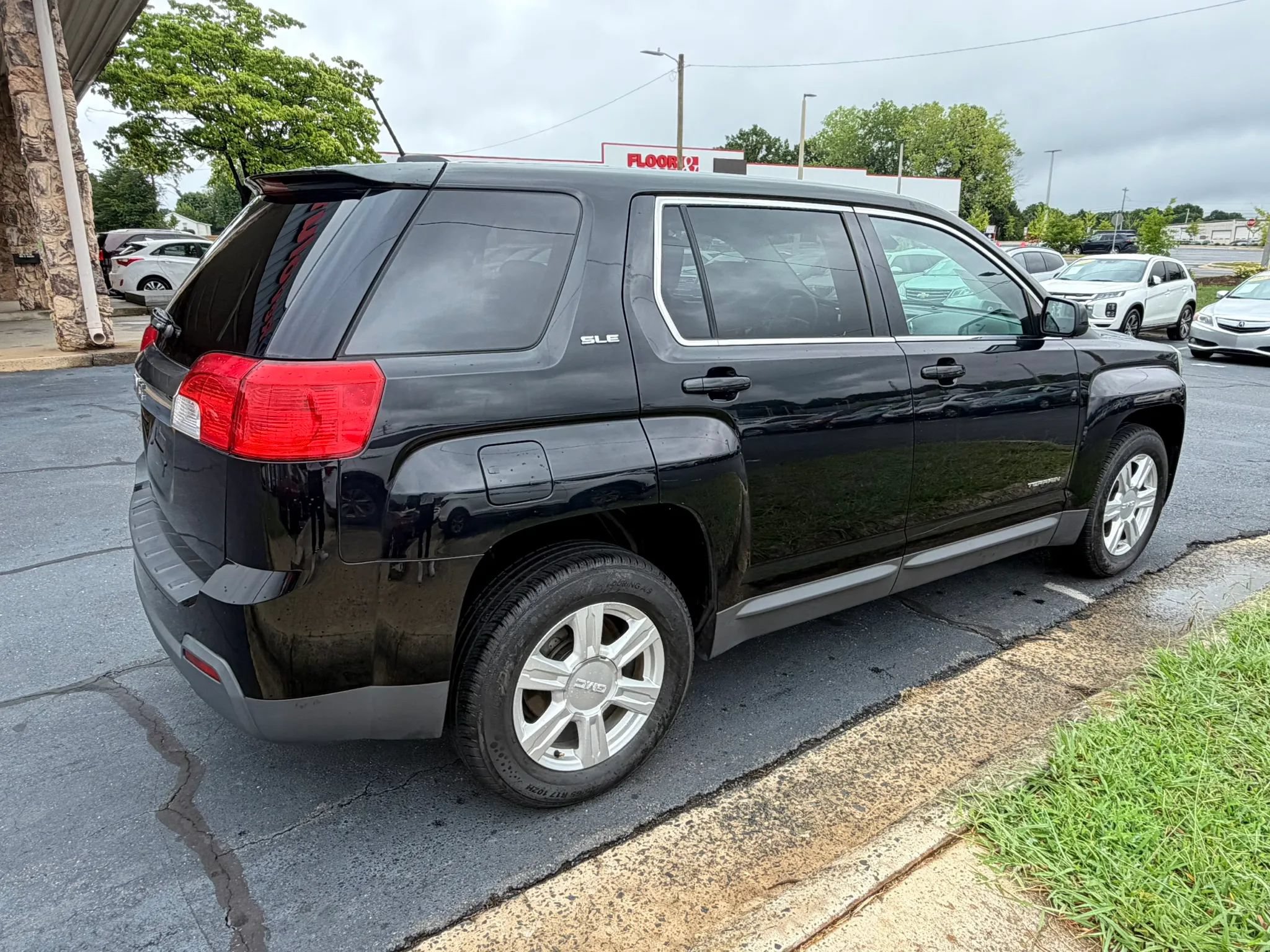 Used 2015 GMC Terrain SLE FWD image 7