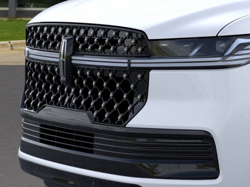 New 2026 Lincoln Navigator L Black Label AWD/4WD image 17