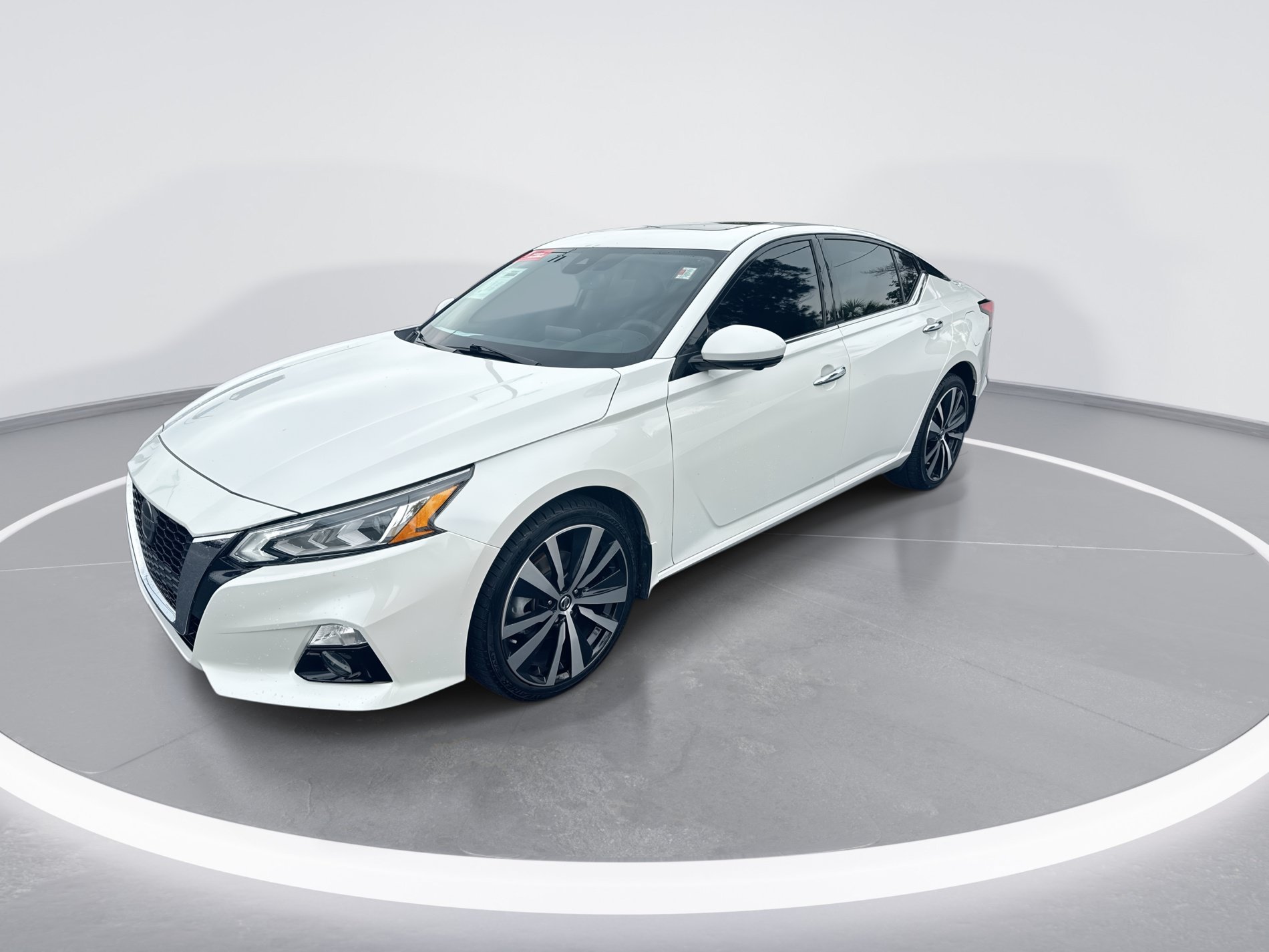 Certified 2021 Nissan Altima 2.5 Platinum AWD/4WD image 8