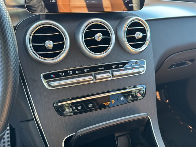 Used 2022 Mercedes-Benz GLC 300 image 18