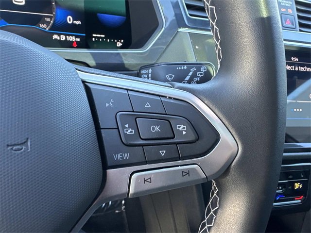 Certified 2023 Volkswagen Tiguan SE R-Line image 18