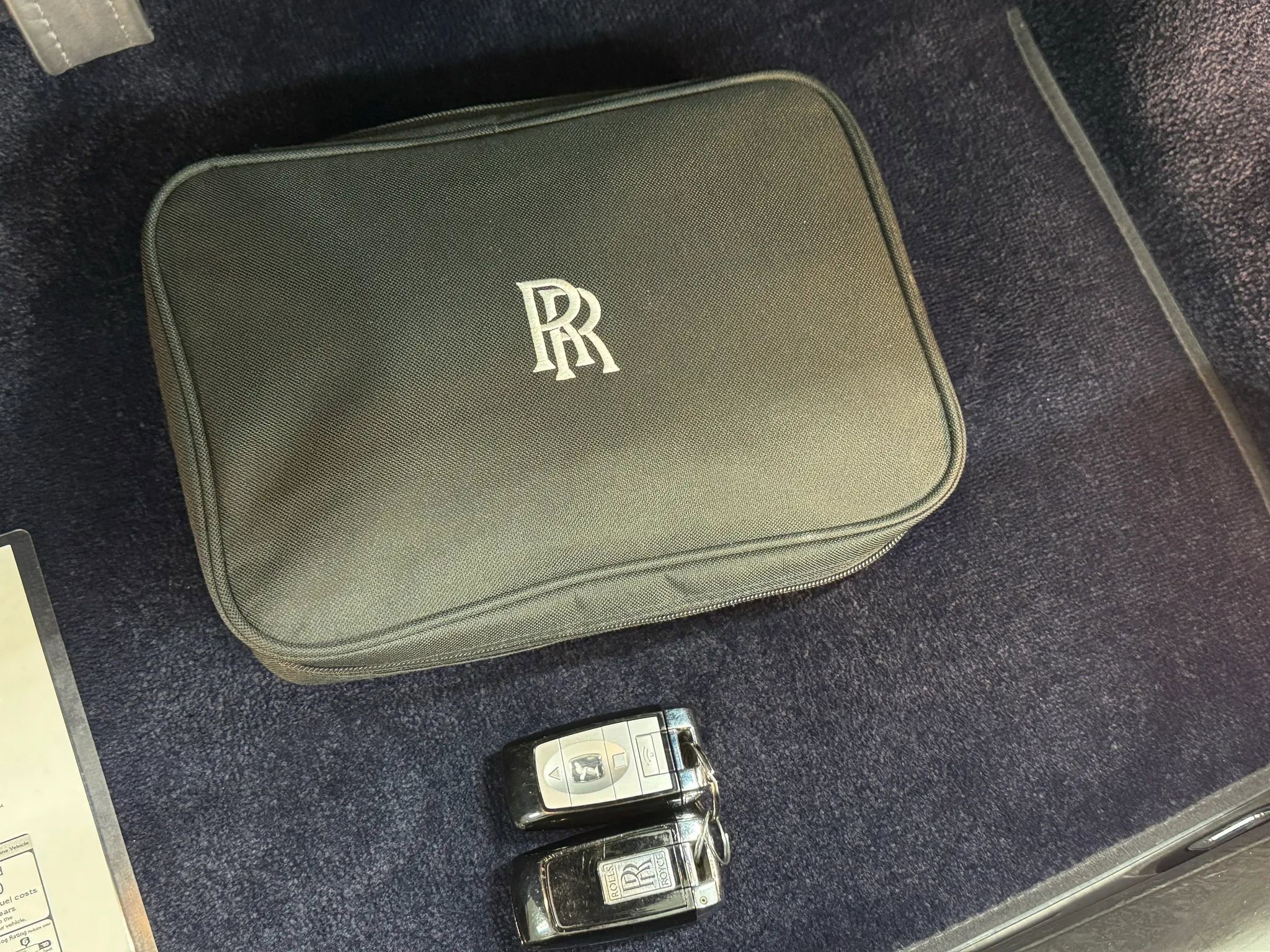 Used 2017 Rolls-Royce Dawn image 34