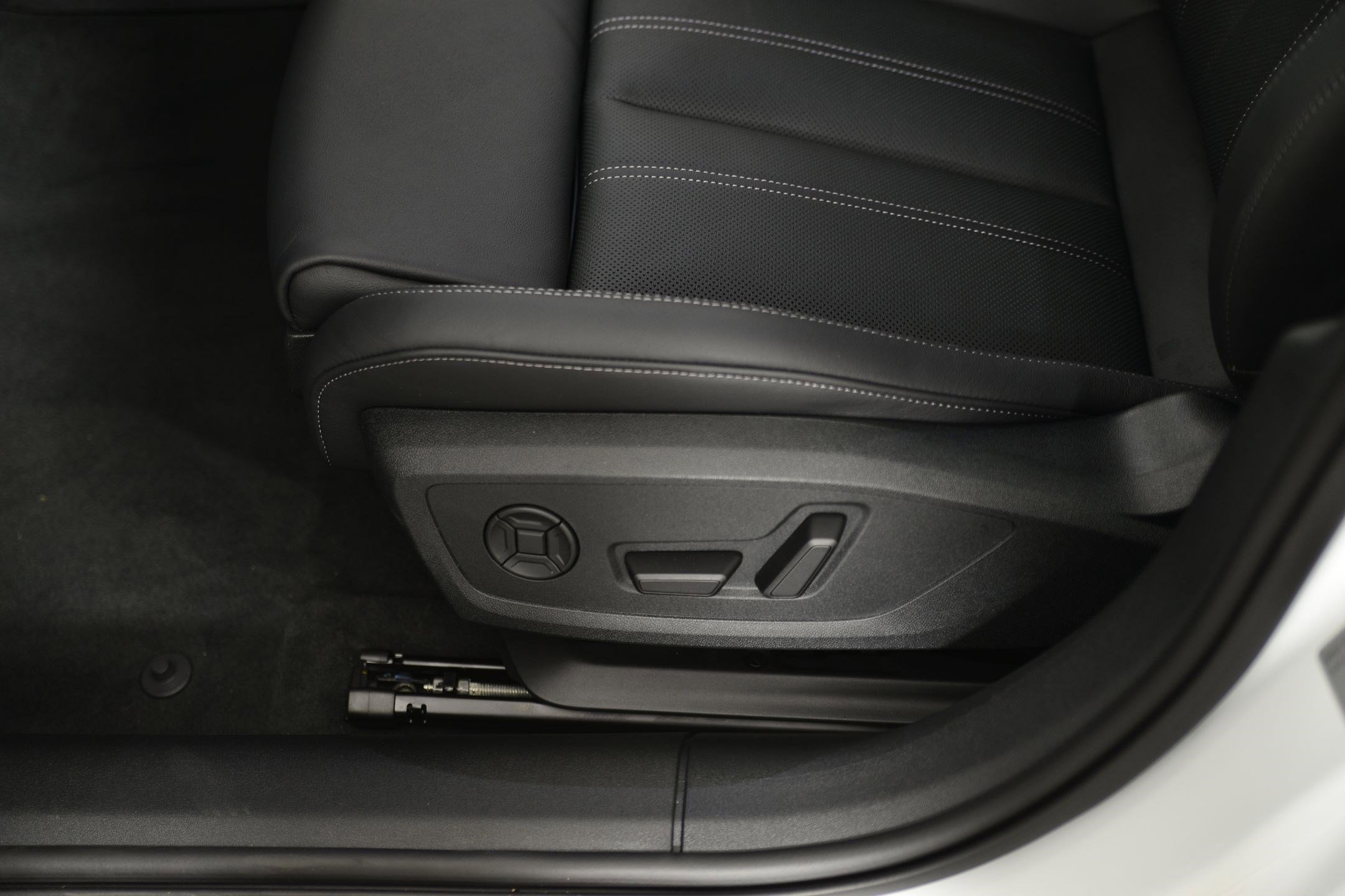 New 2026 Audi A6 Premium Plus image 24