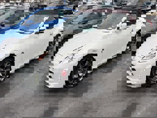 Used 2017 Nissan 370Z Touring Sport image 17