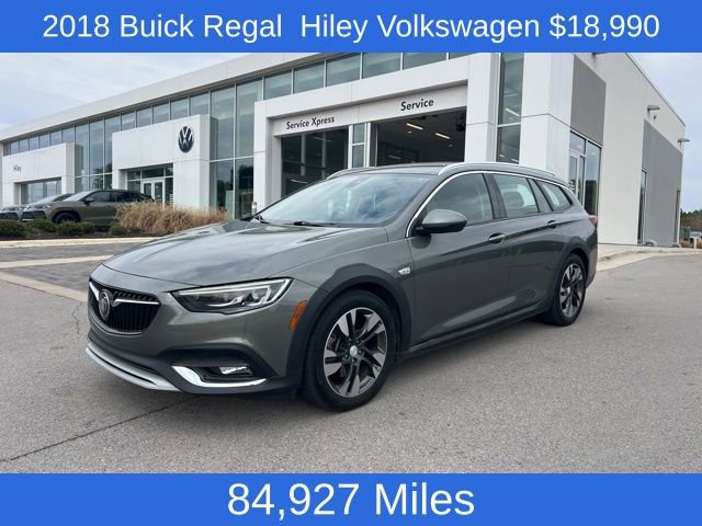 Used 2018 Buick Regal Essence w/ Driver Confidence Package #1 image 1