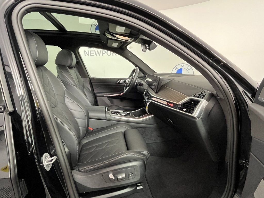 Certified 2026 BMW X5 xDrive40i w/ M Sport Package image 24