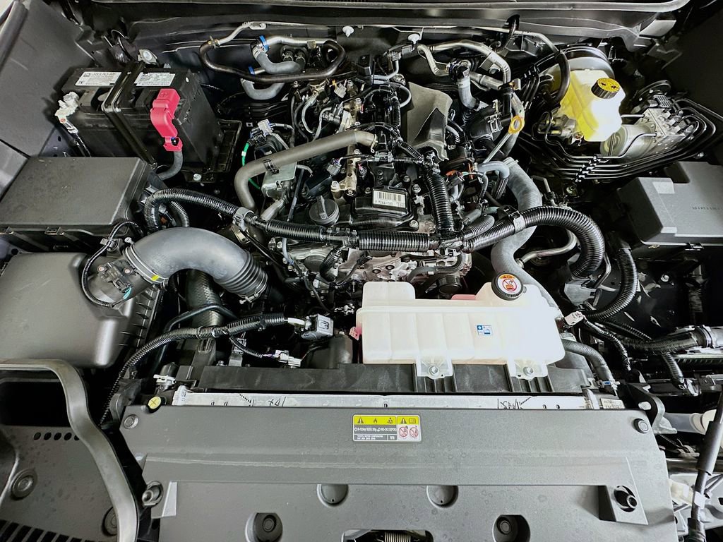 Certified 2025 Toyota Tacoma SR5 AWD/4WD image 28