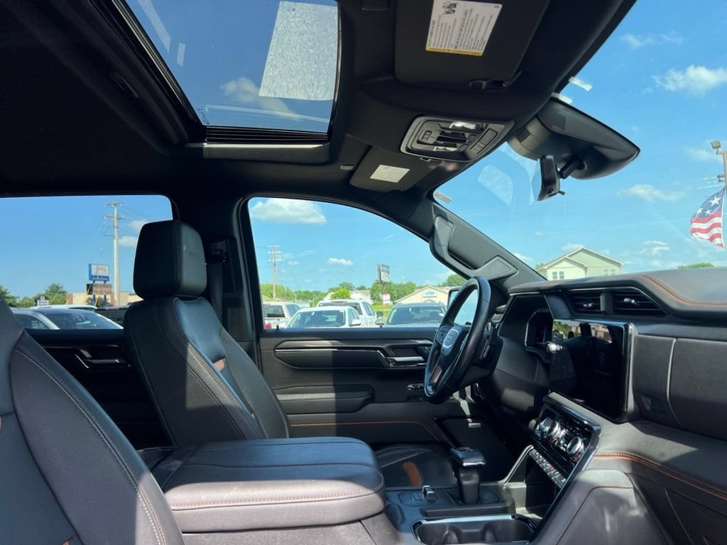Used 2023 GMC Sierra 1500 AT4 w/ AT4 Premium Package AWD/4WD image 58