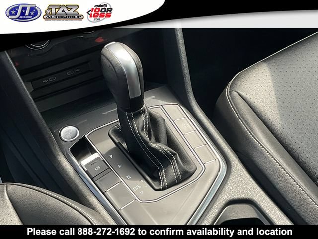 Used 2021 Volkswagen Tiguan SE FWD image 17