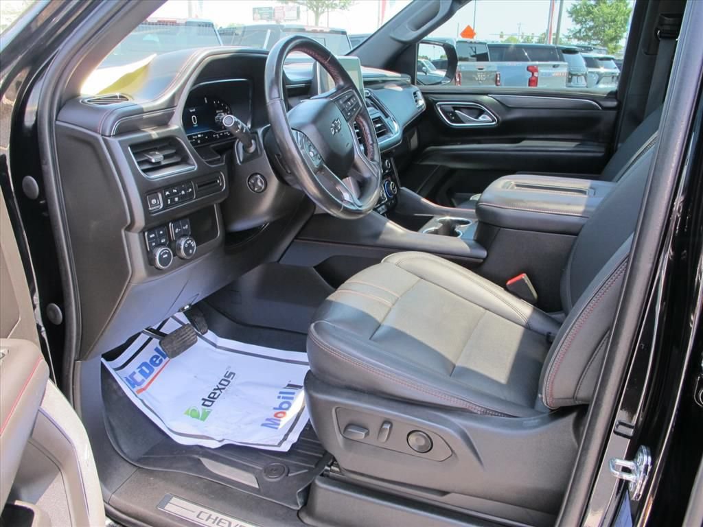 Used 2022 Chevrolet Suburban RST w/ Sport Performance Package AWD/4WD image 10