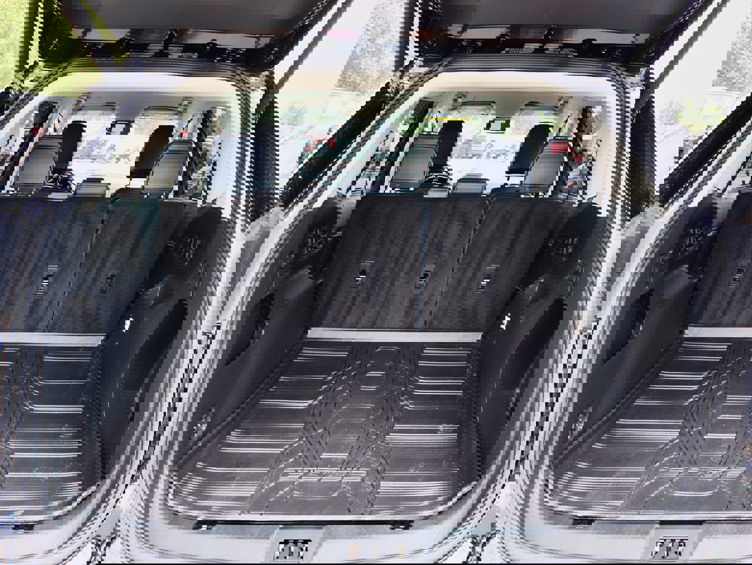 Used 2022 Ford Edge SEL w/ Sport Appearance Package image 9