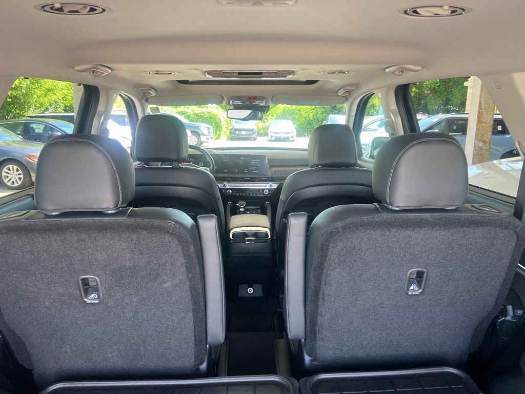Certified 2025 Kia Telluride EX w/ EX Captain's Chair Package AWD/4WD image 13