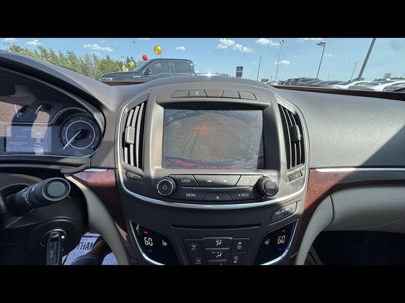Used 2016 Buick Regal FWD image 20