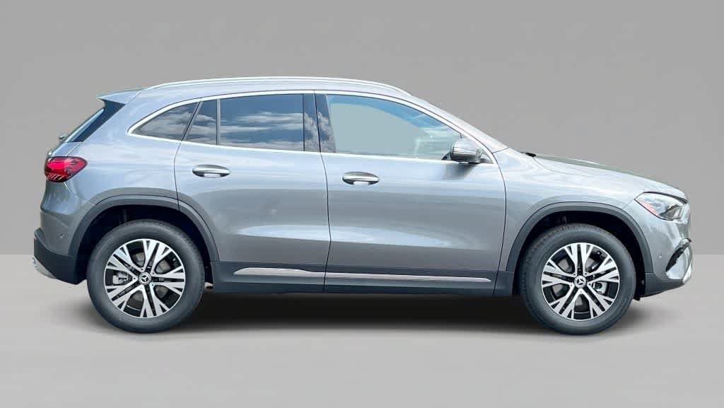 Used 2026 Mercedes-Benz GLA 250 4MATIC image 9