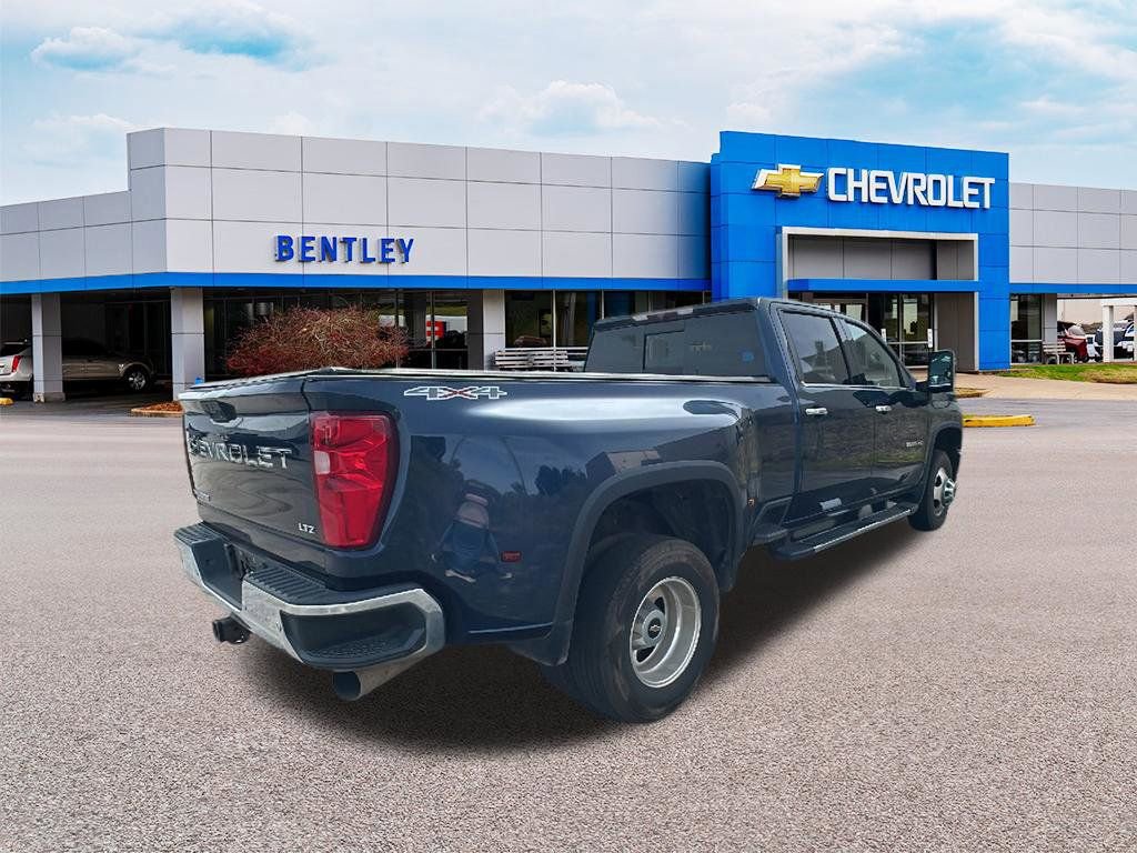 Used 2020 Chevrolet Silverado 3500 LTZ w/ LTZ Plus Package image 8