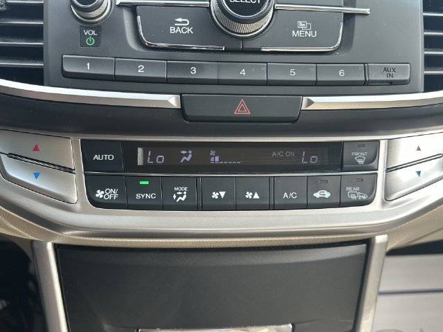 Used 2015 Honda Accord EX image 26