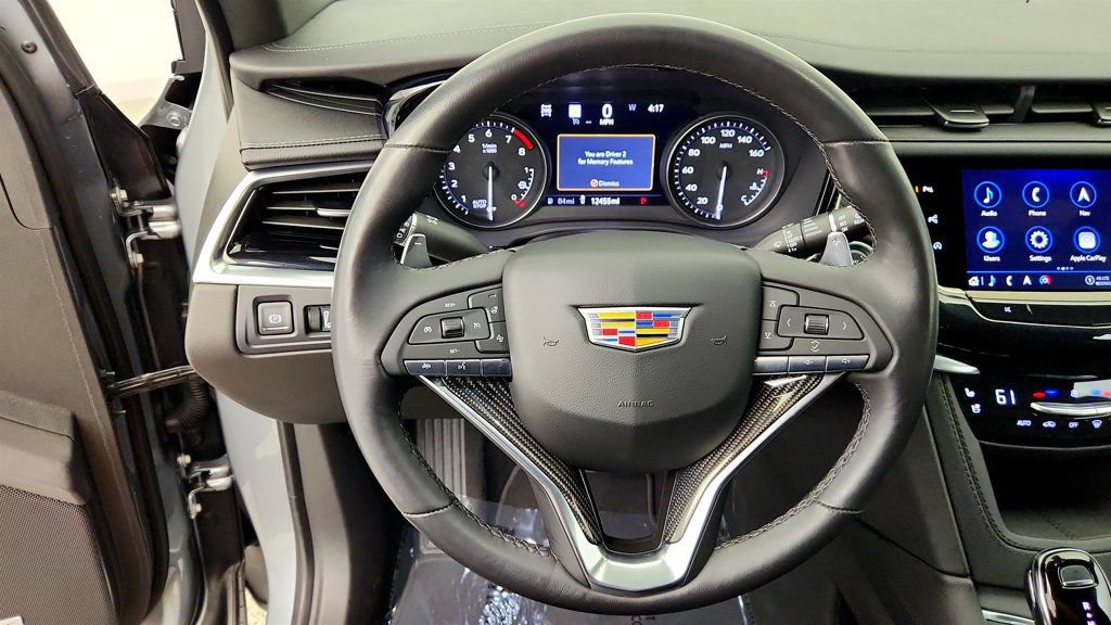 Used 2024 Cadillac XT6 Sport w/ Technology Package AWD/4WD image 14