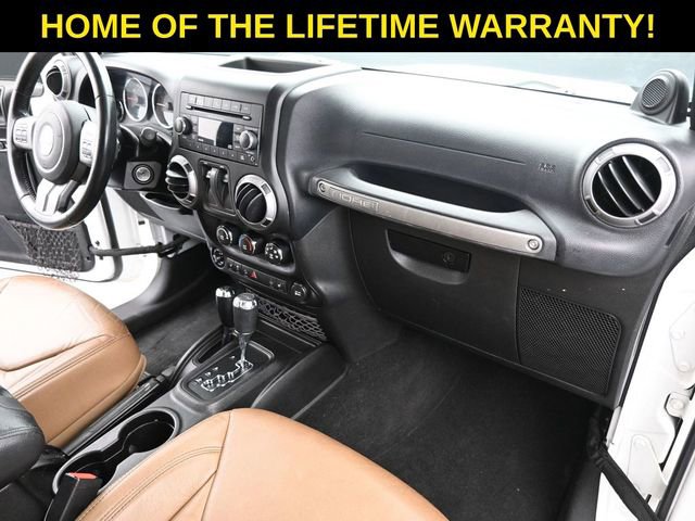 Used 2013 Jeep Wrangler Moab image 38