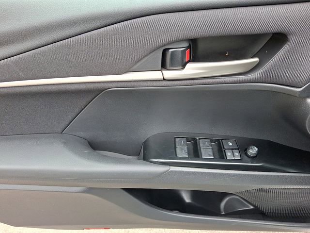 Used 2025 Toyota Camry LE image 14