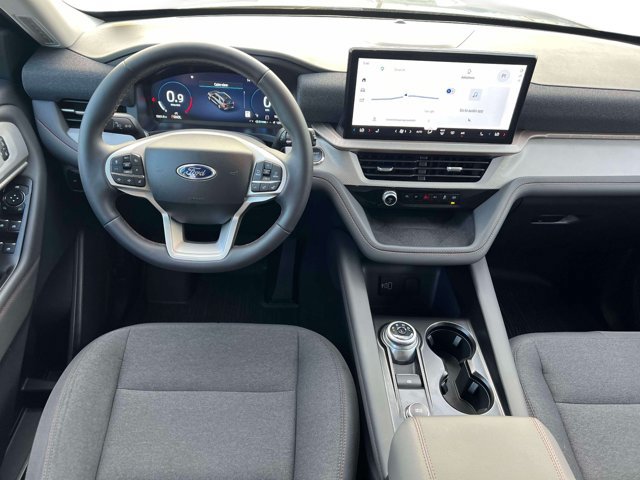 Used 2026 Ford Explorer Active AWD/4WD image 15